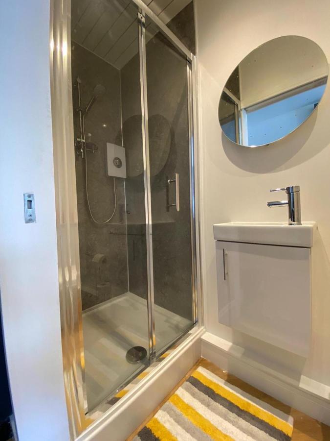 Penlea 1-Bed Flat With Harbour View In Tarbert Apartment Tarbert  Exterior foto